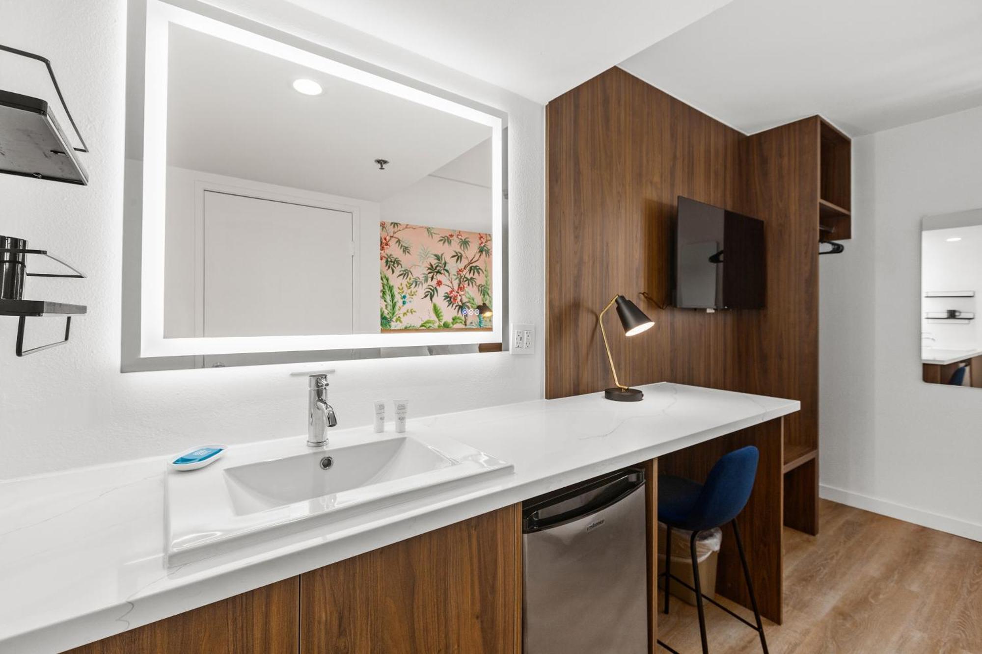 Uptown Inn - Limited Service Apart-Hotel ซานดิเอโก ภายนอก รูปภาพ
